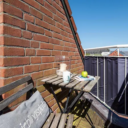 Lilly & Max Apartment *